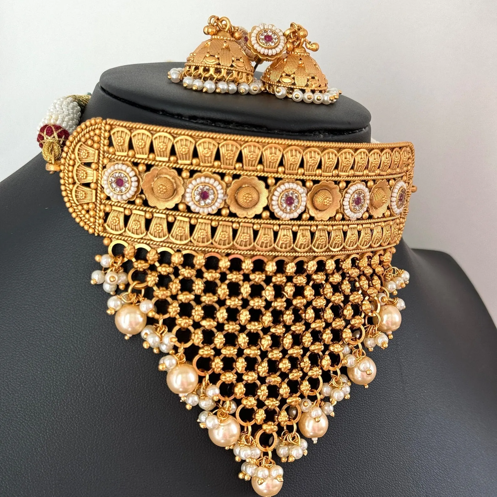 Antique Gold Meenakari Rajwadi Choker Set