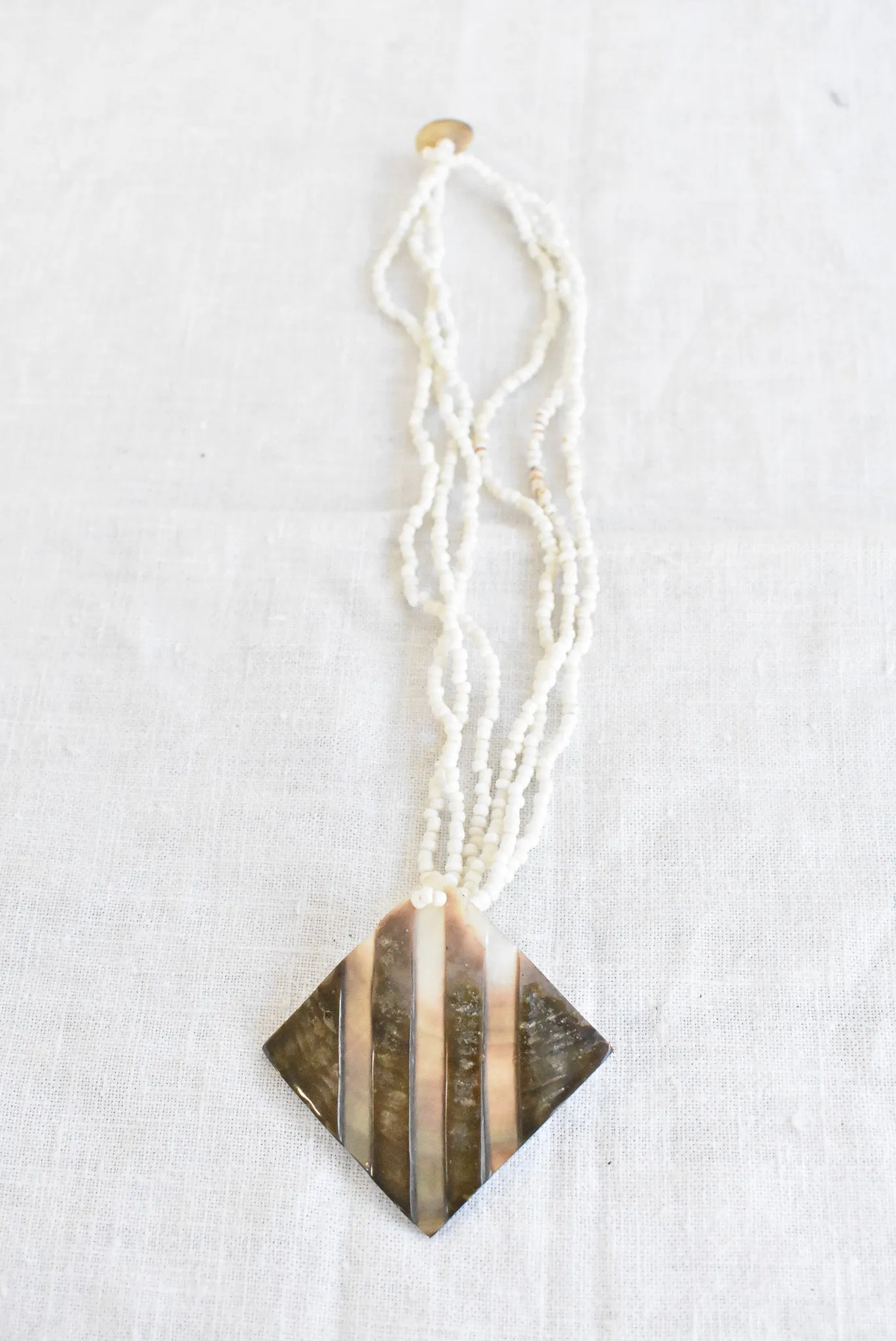 Gorgeous shell statement necklace